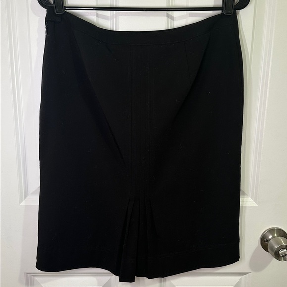 Vintage Black Pencil Skirt with Center Kick Size 8 Petite - Picture 4 of 7